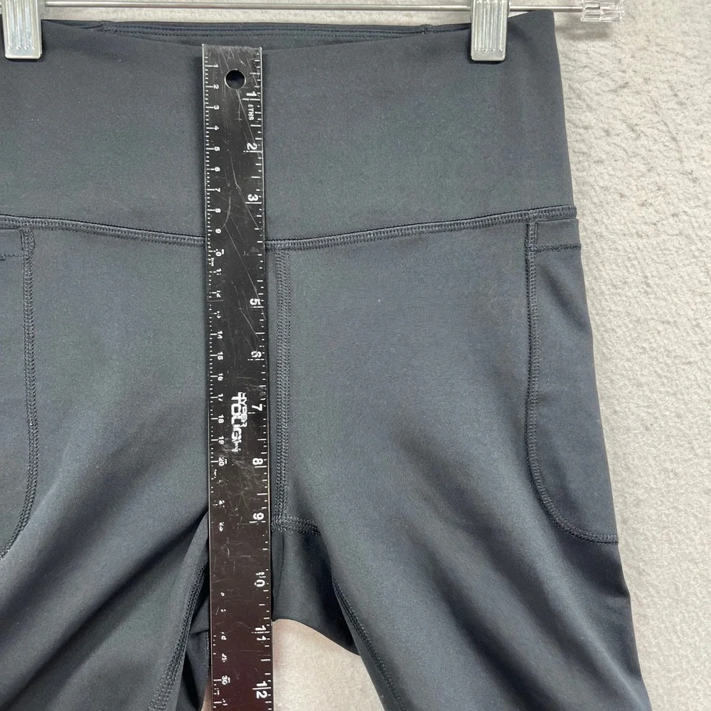 Under Armour Bike Shorts Womens XS Black High Rise Fitted Pockets Athletic Gym